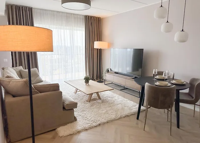 Cozy Top-floor In Apartment