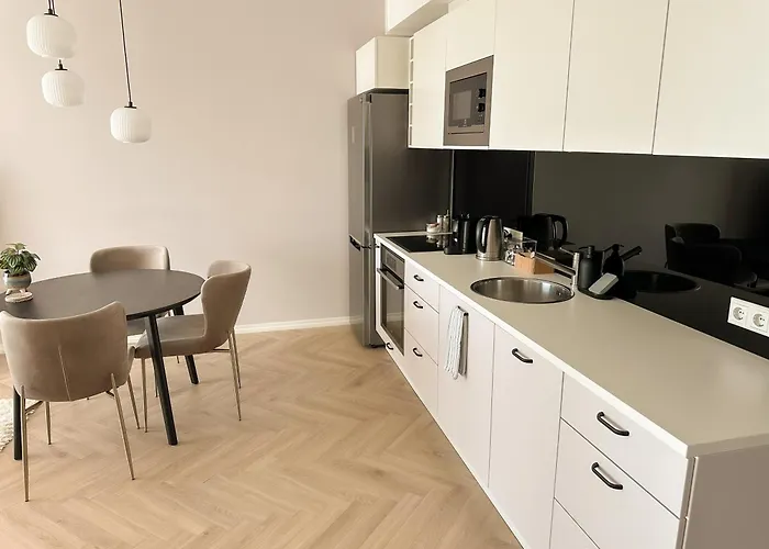 Cozy Top-floor In Lägenhet *