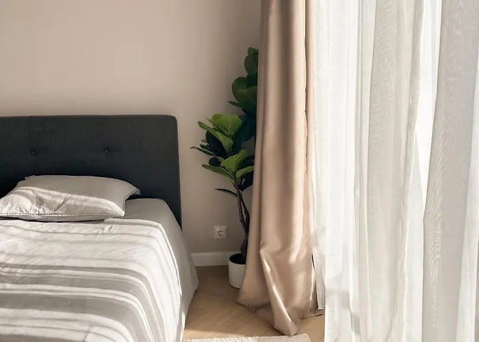 Cozy Top-floor In Lägenhet